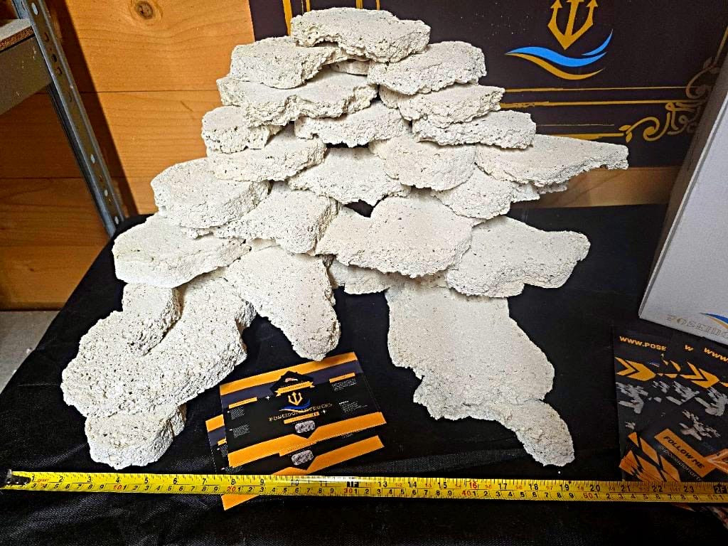 30 Flat Rocks Box